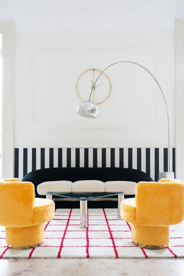 Avantgarden Apartment Naples Italy